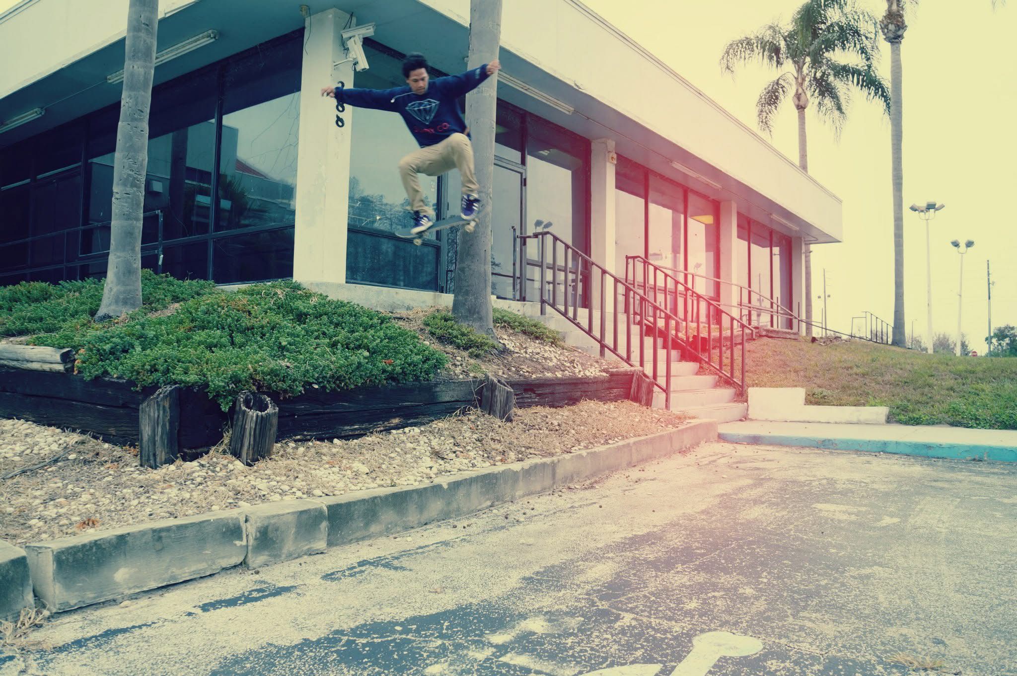 Peer Loaharanu skateboarding in Austria